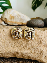 Texture Coiled Studs