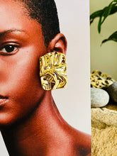 Fluid Gold Studs
