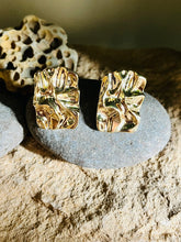 Fluid Gold Studs