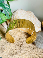 Gold Barkline Cuff