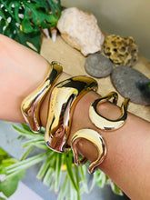 Infinity Loop Cuff