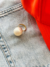 Classic Pearl Ring